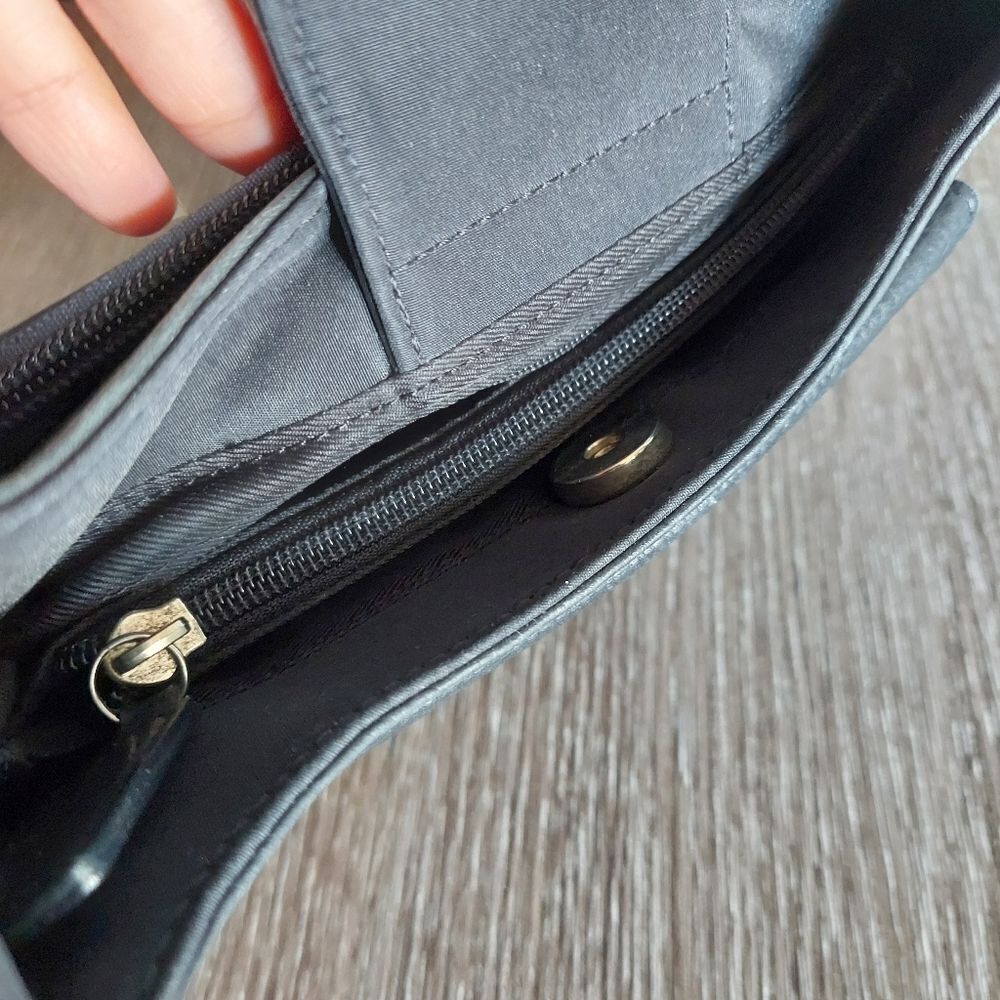 Fossil Vintge Y2K Black Leather Shoulder Bag Flap Pocket - Picture 7 of 11